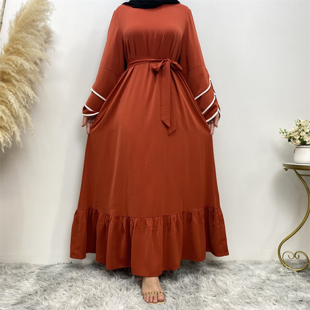 Muslim Women's Fashion Dress with Hem Design