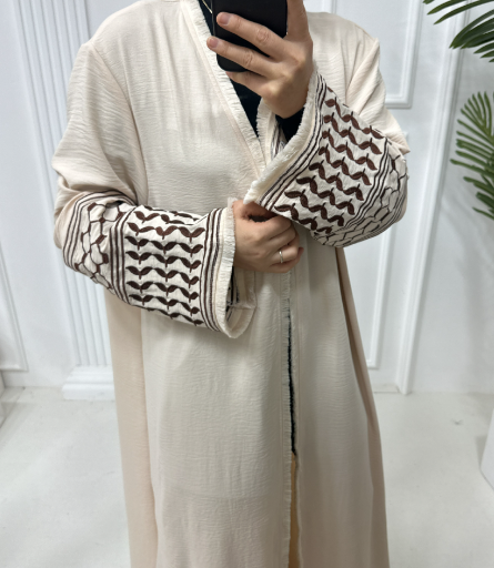 Embroidered Kimono Oversized Muslim Robe with Tassels